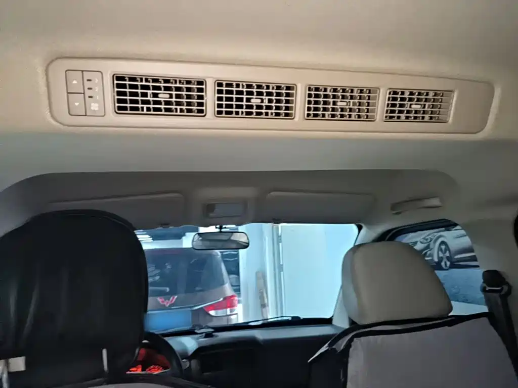 Wuling Motors Wuling Rongguang S 2024 2023 1.5L Base 5/7 Seater
