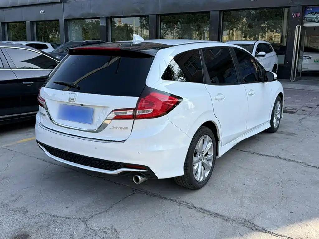 Honda Jade 2019 2017 1.8L Automatic Comfort Edition 5-seater