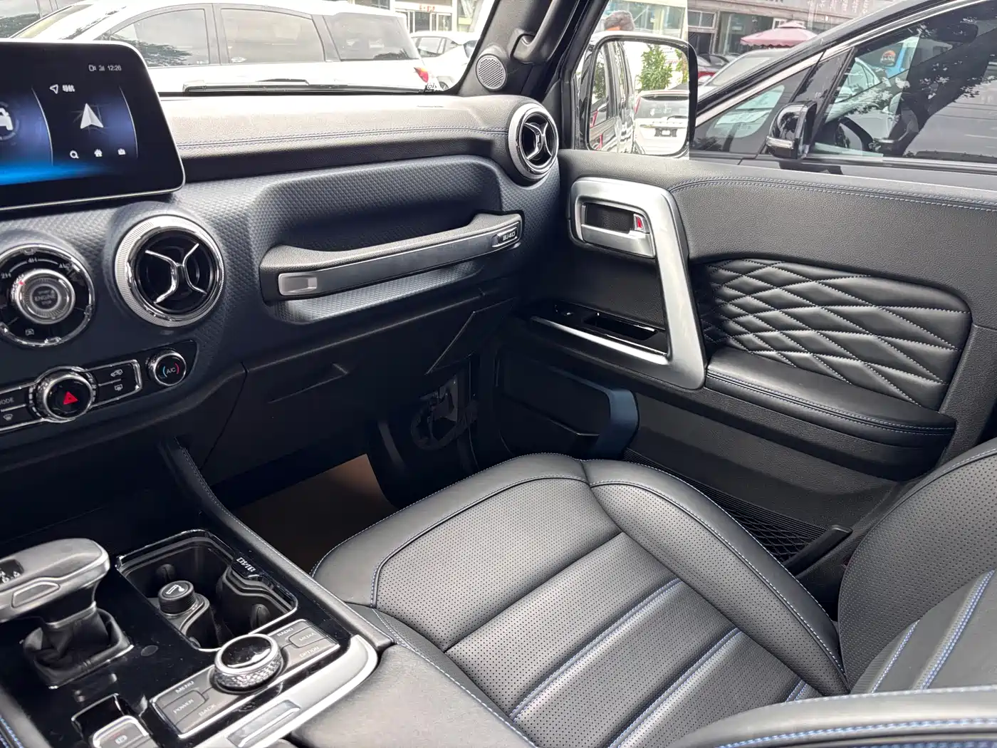 BAIC ORV Beijing Offroad BJ40 2023 2.0T Auto 4WD Urban Hunter Knight Edition фото 12