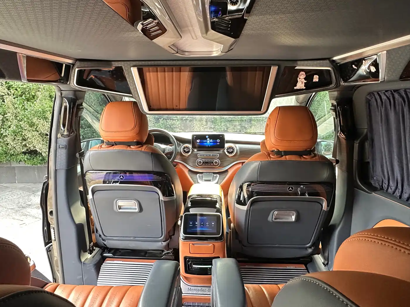 Mercedes-Benz Vito 2024 2.0T Business 7-Seater фото 16
