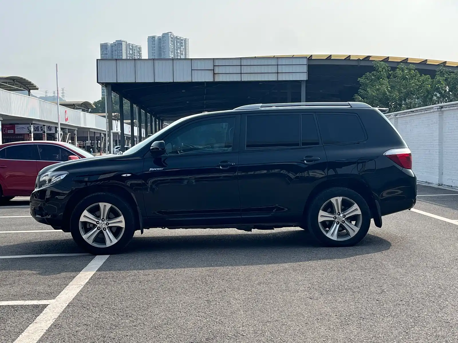 Photo 12 - Toyota Highlander