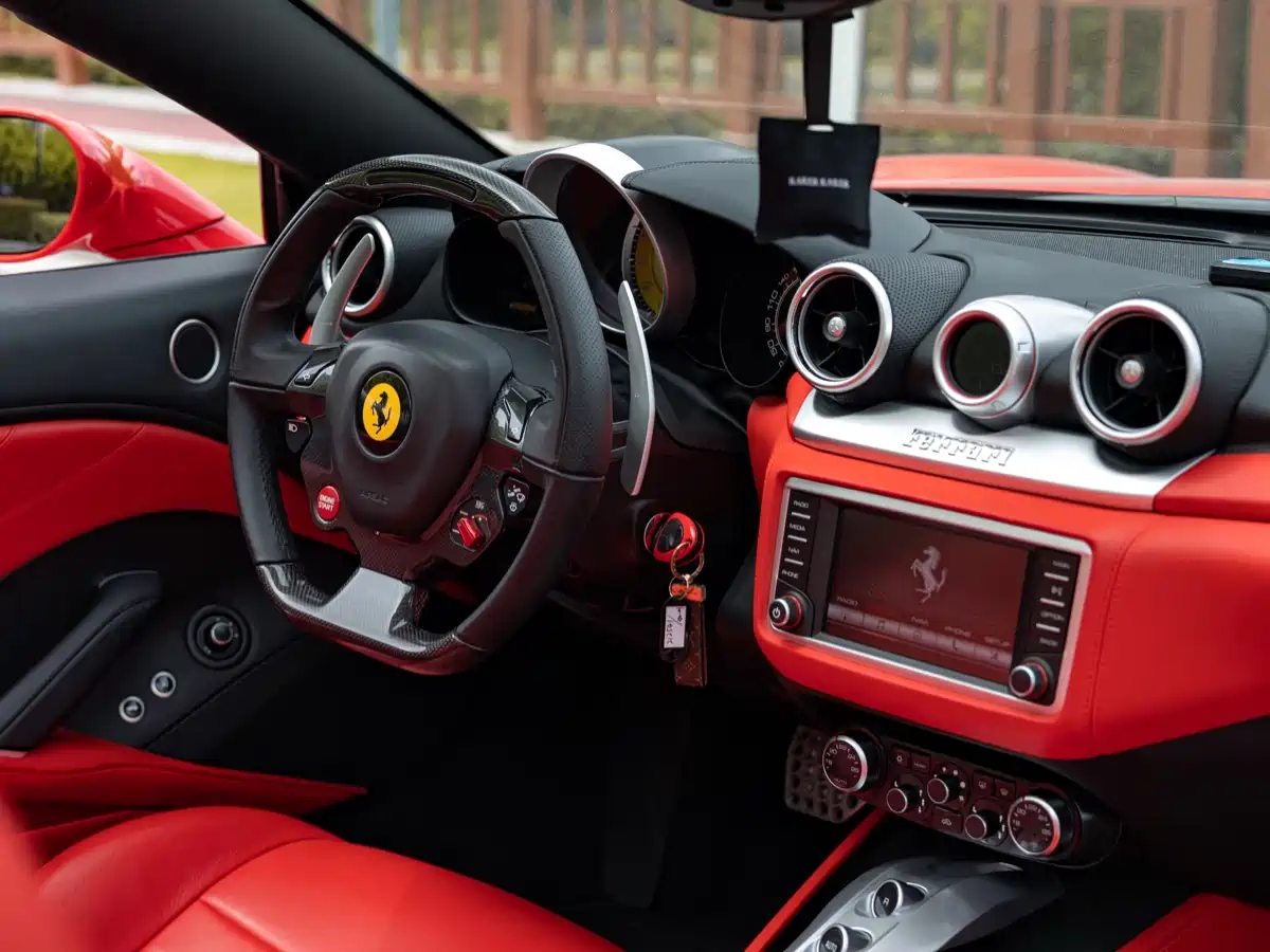 Ferrari California T 2015 3.9T Standard фото 10