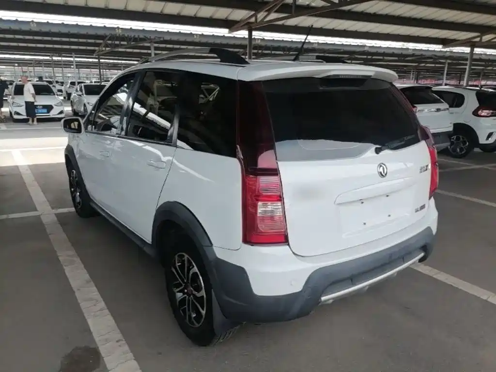 Dongfeng Fengxing Joyear XV 2017 2016 1.6L CVT Comfort