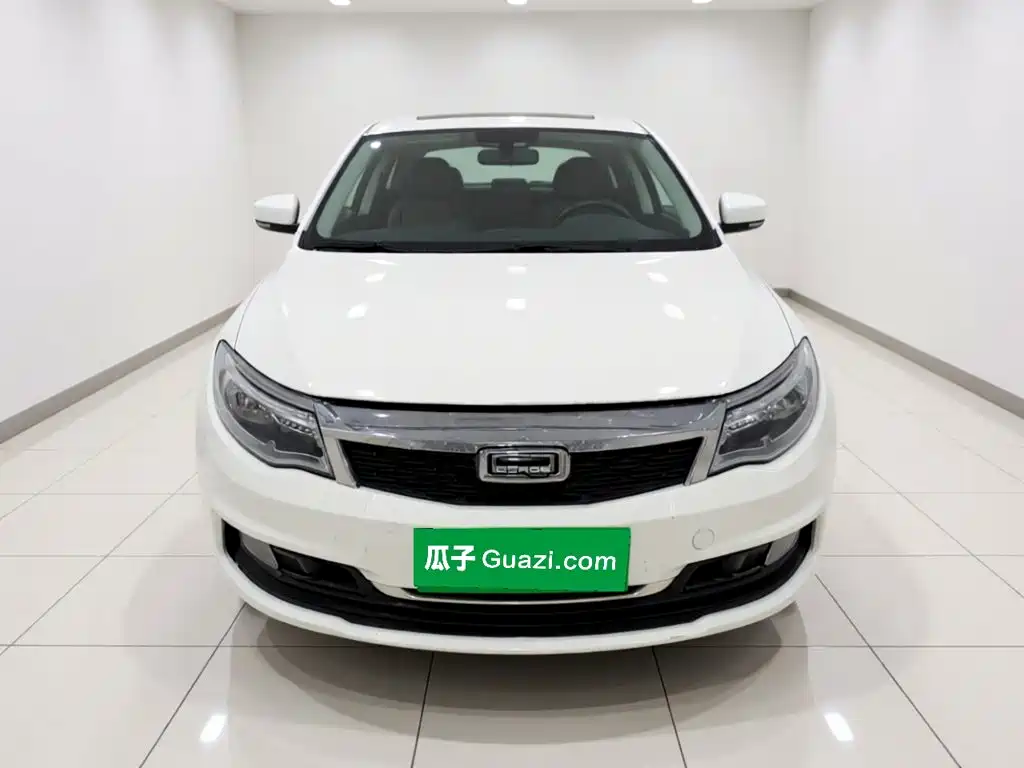 Qoros 3 2015 2014 Model Sedan 1.6T Automatic Premium