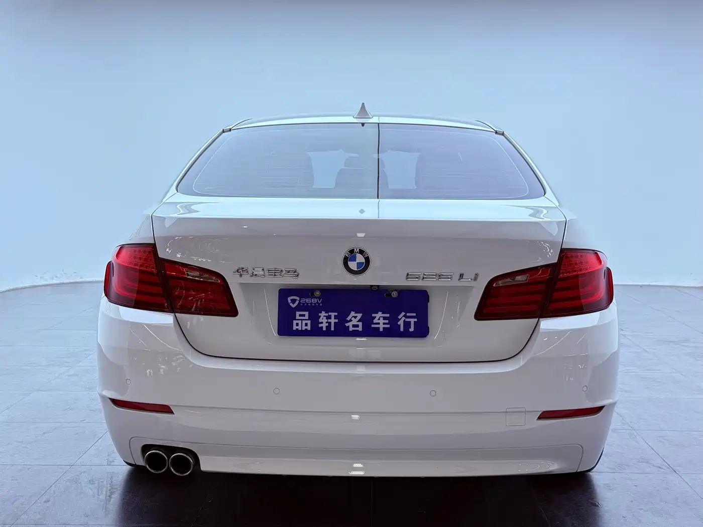 BMW 5 Series 2013 525Li Leadership фото 5