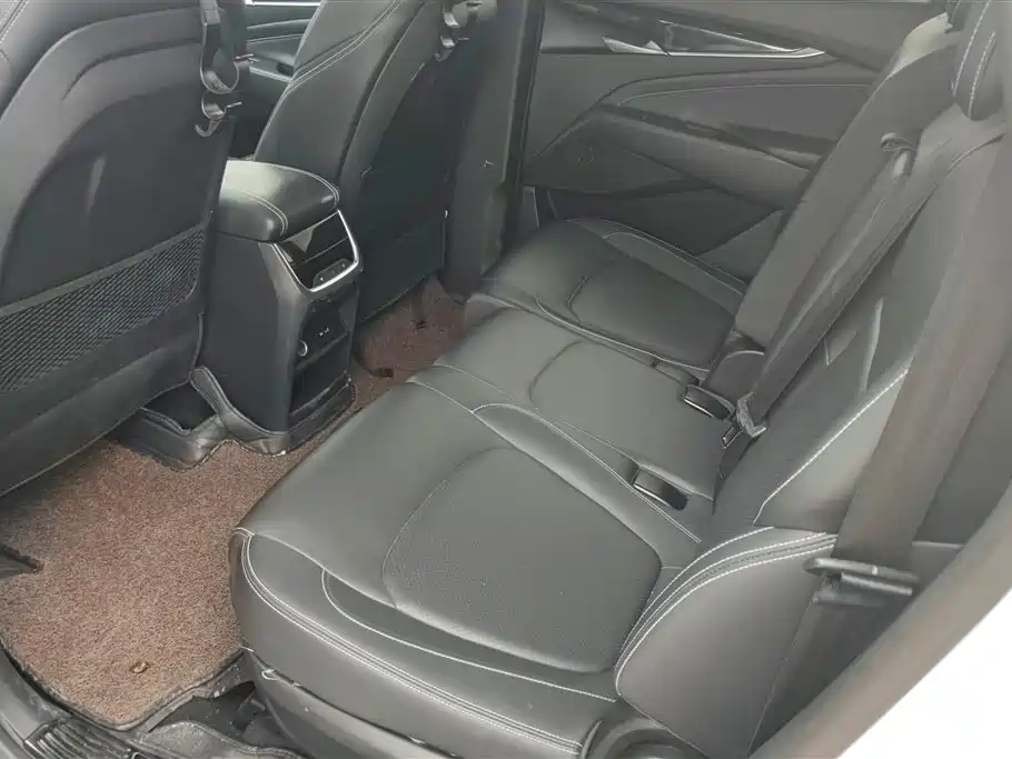 SAIC Maxus Maxus G50 2019 1.5T Automatic Luxury Edition China VI фото 11