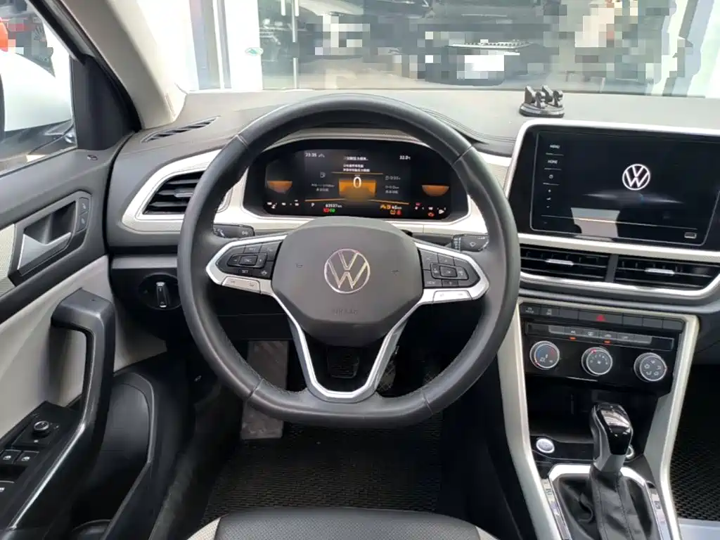 Volkswagen T-Roc, миниатюра 11