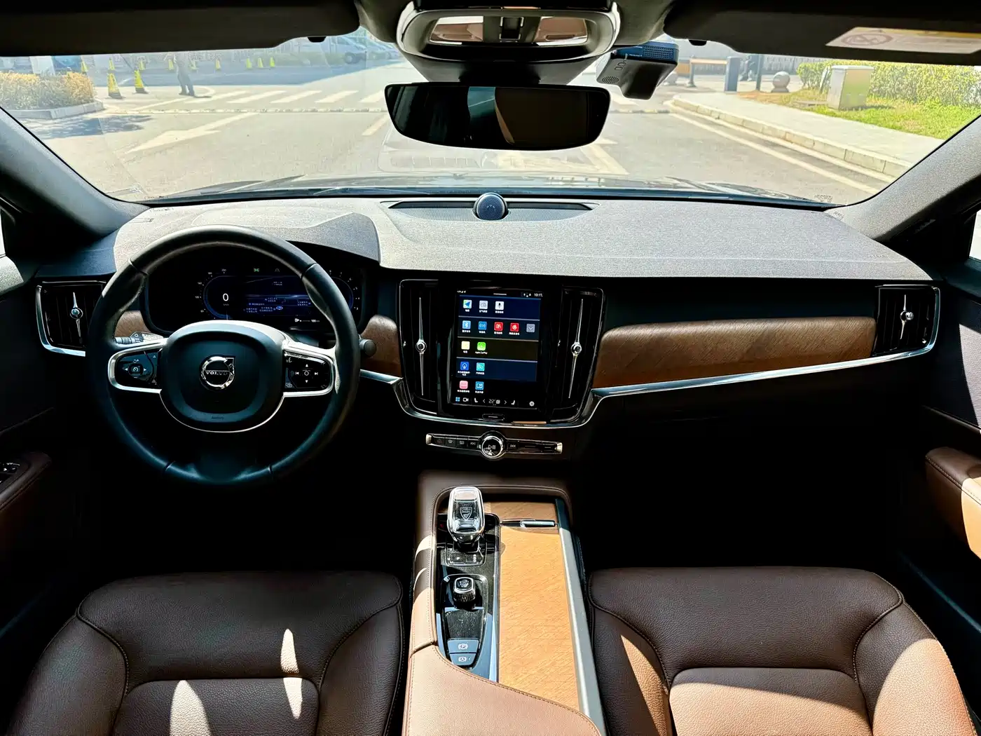 Фото 5 - Volvo S90