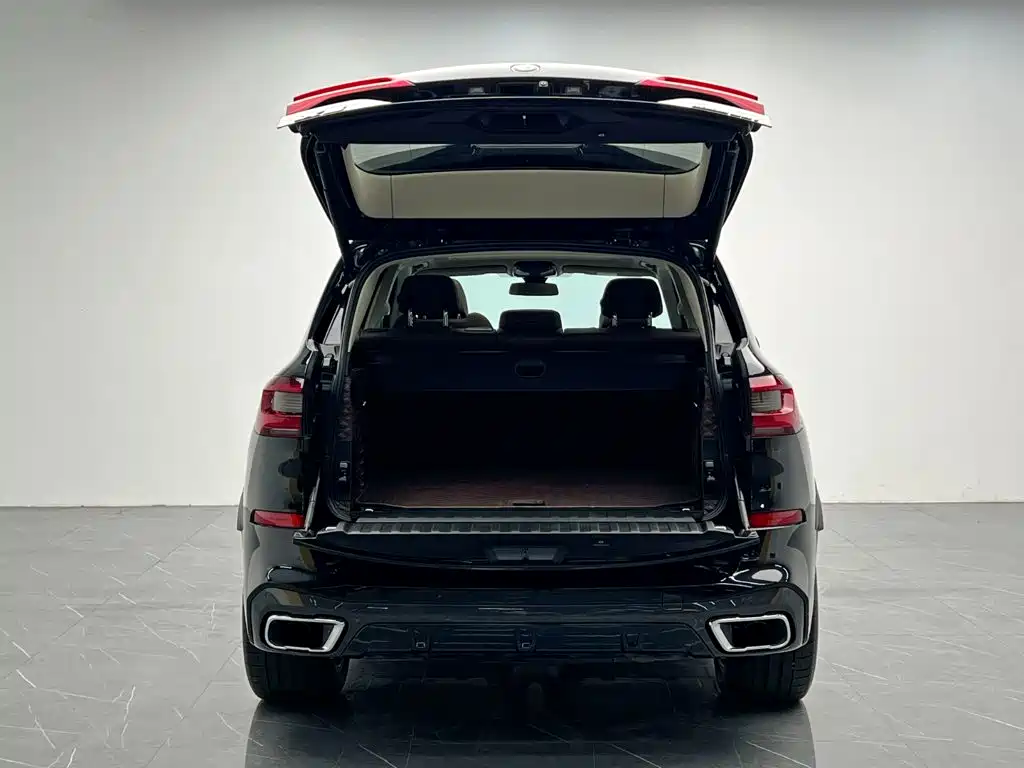 Photo 11 - BMW X5 (Import)