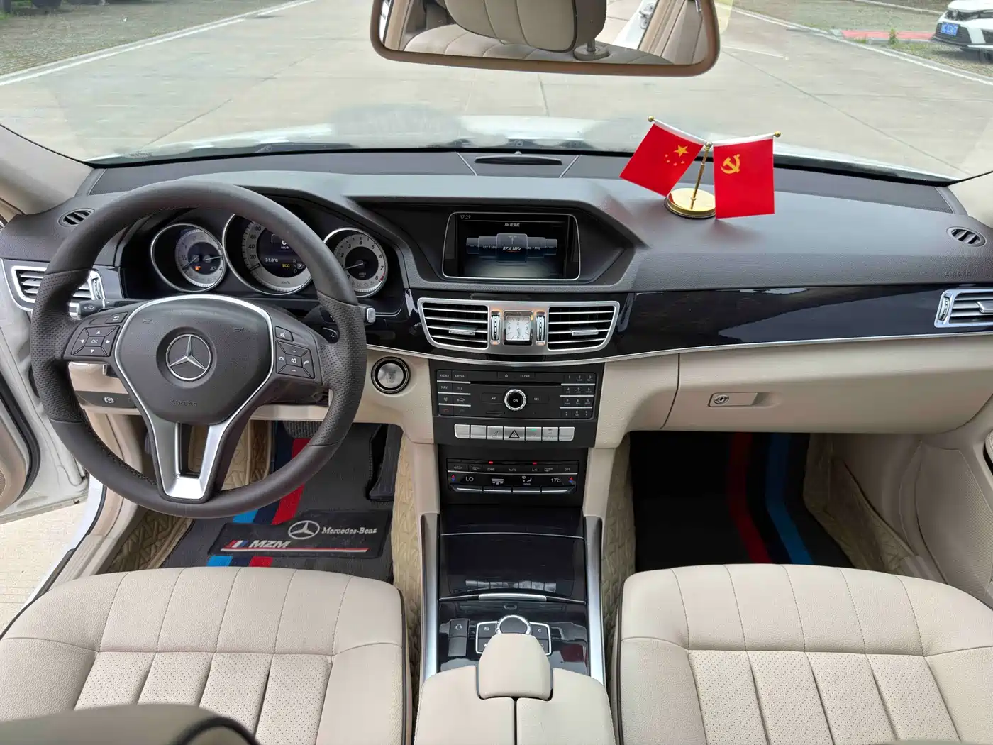 Mercedes-Benz E-Class 2015 Facelift E 260 L Sport фото 8