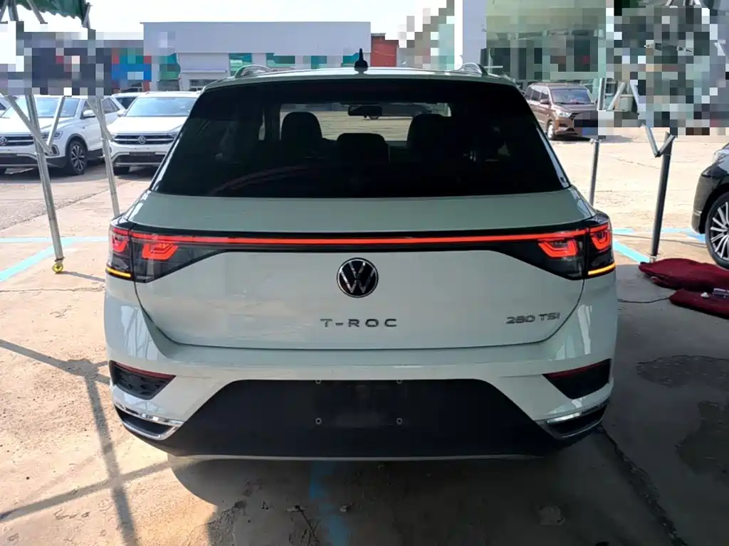 Volkswagen T-Roc, миниатюра 6