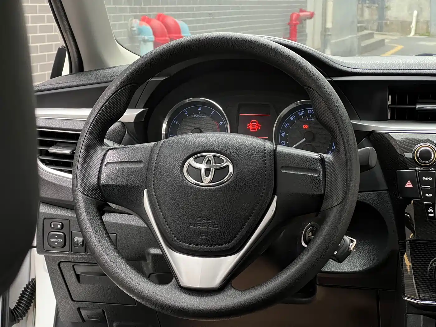 Toyota Corolla 2017 1.2T CVT GL-i фото 15