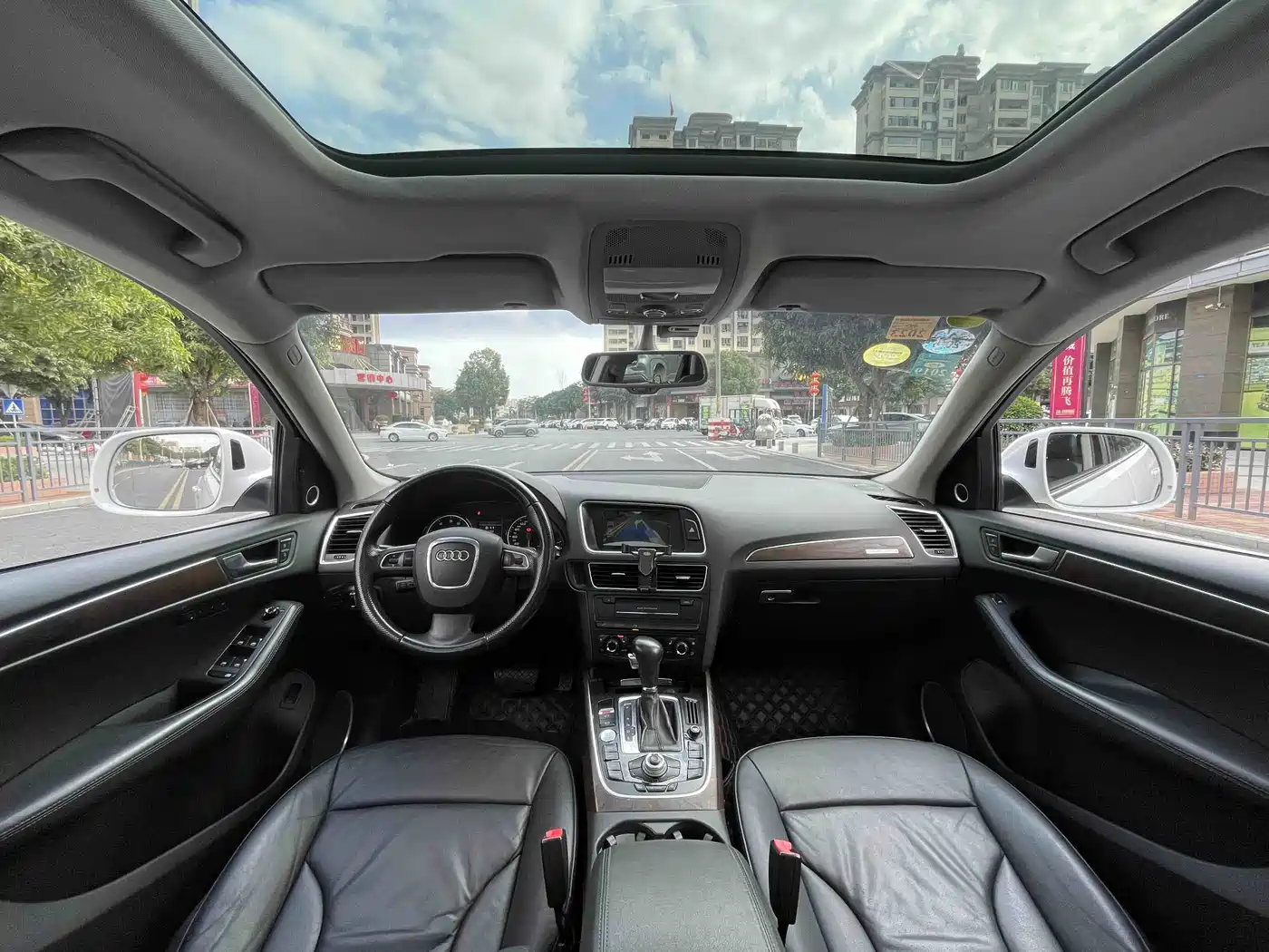 Audi Q5 (Import) 2010 3.2FSI Sport фото 12