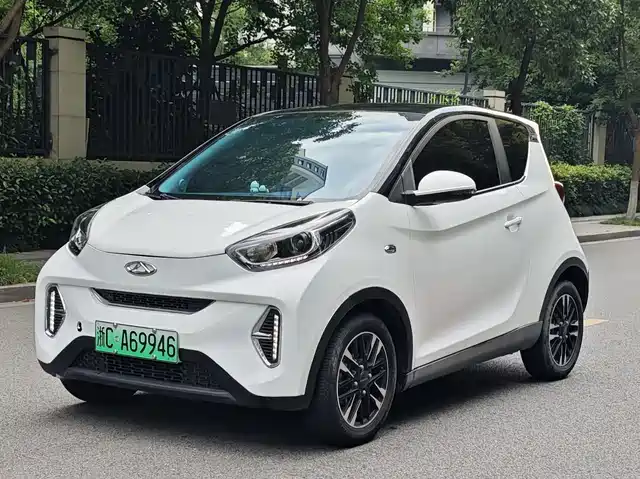 QQ New Energy Little Ant 2022 Sweet Pink Edition Full Sugar Version LFP Lithium 30kW 301km