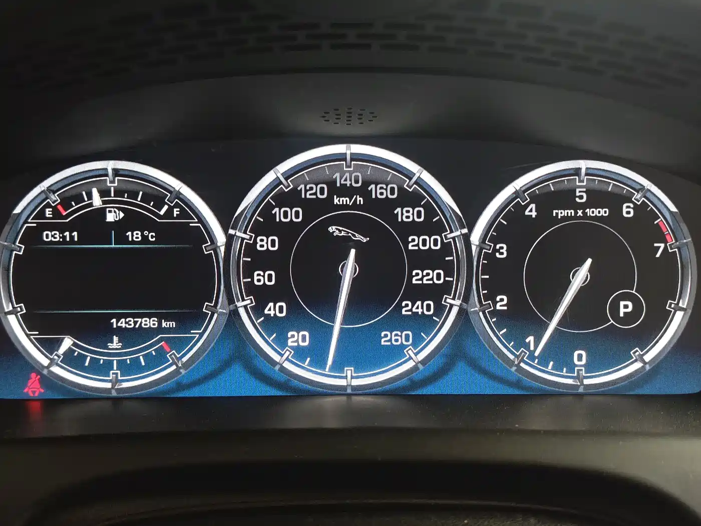 Jaguar XJ 2010 Model XJL 5.0 Panoramic Luxury Edition фото 17