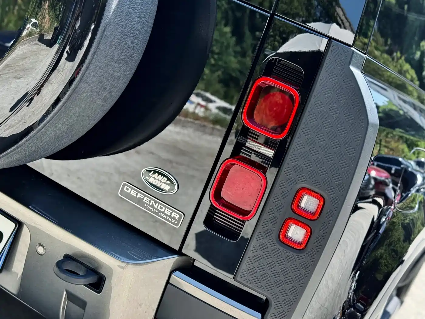 صورة 11 - Land Rover Defender