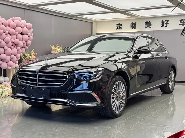 MERCEDES-BENZ E CLASS