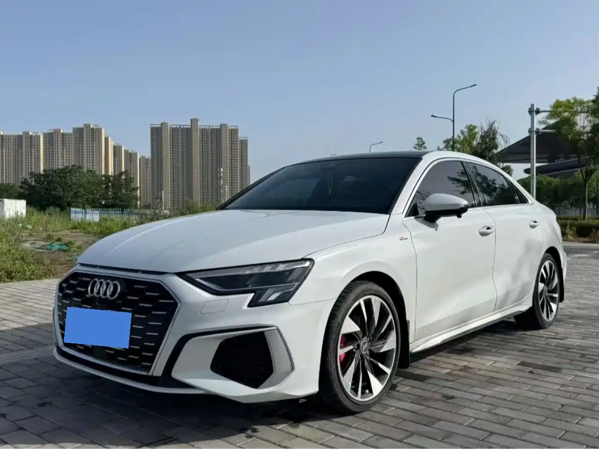 Audi A3 2023 Facelift A3L Limousine 35 TFSI Fashion Sport