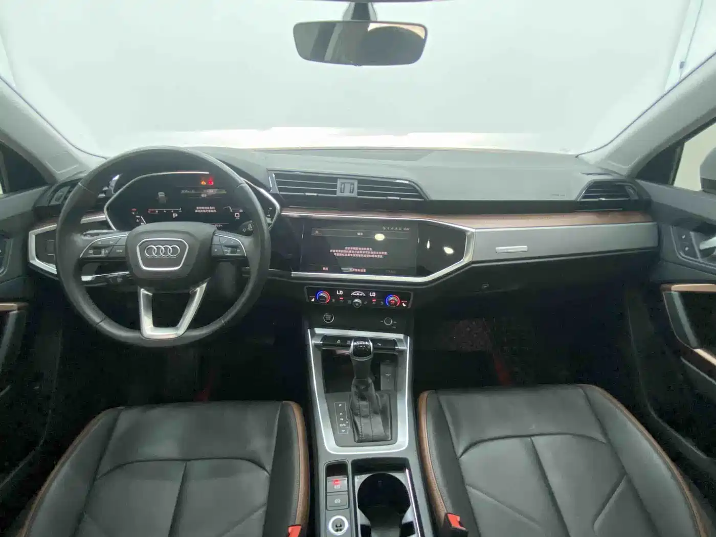 Audi Q3 2022 35 TFSI Fashion Elegance фото 10
