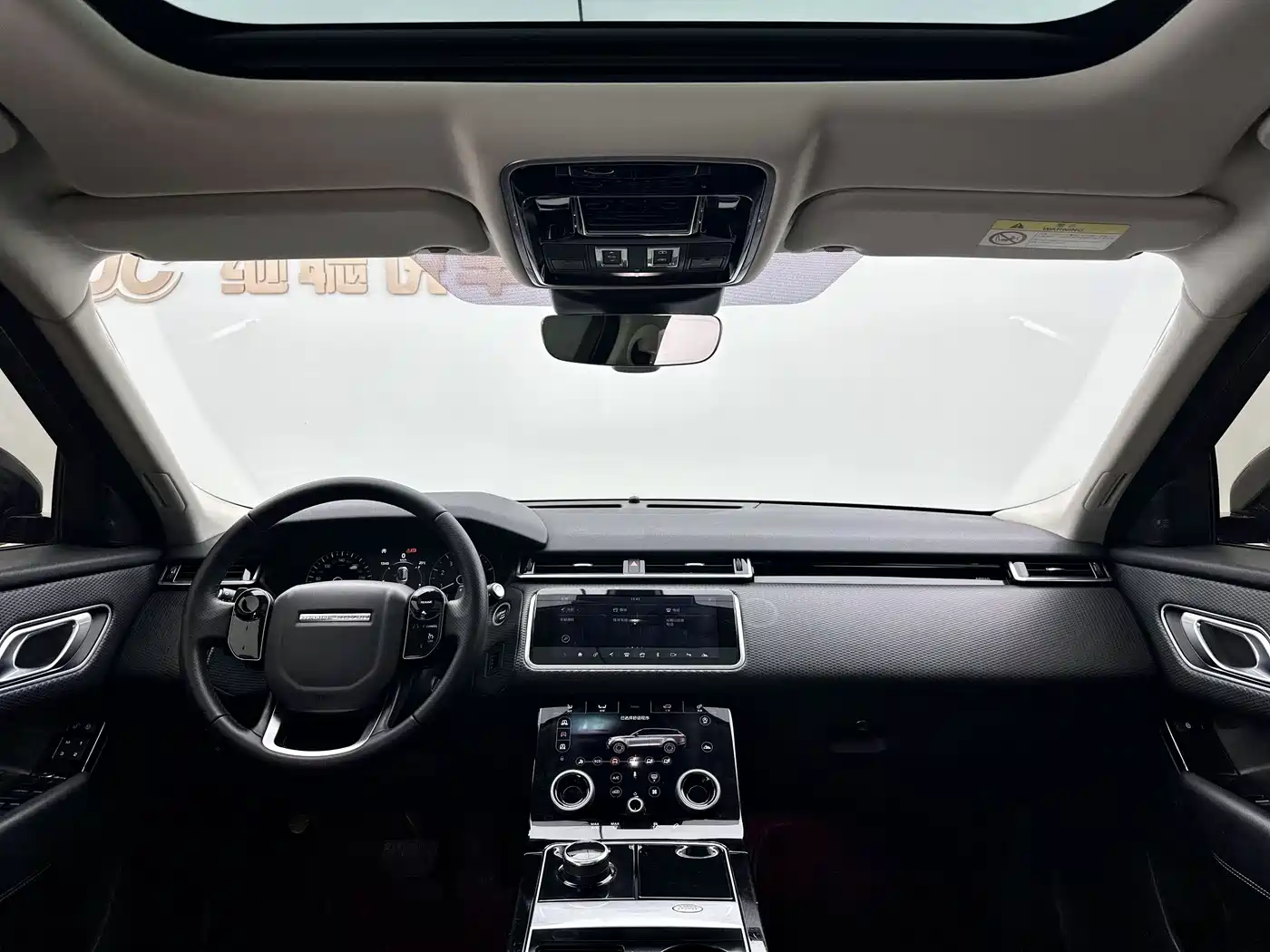 Land Rover Range Rover Velar 2017 P380 R-DYNAMIC S фото 6