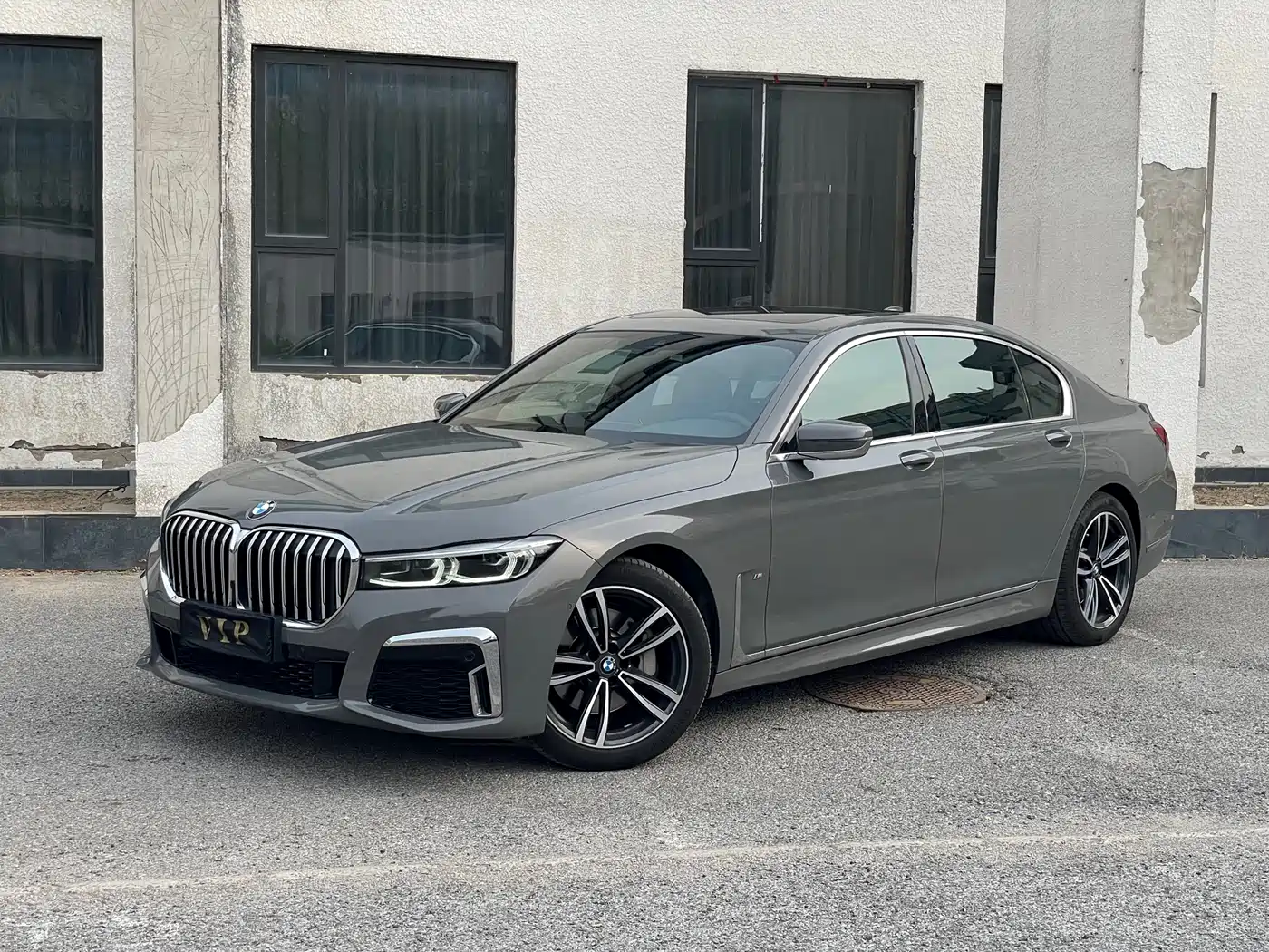 BMW 7 SERIES