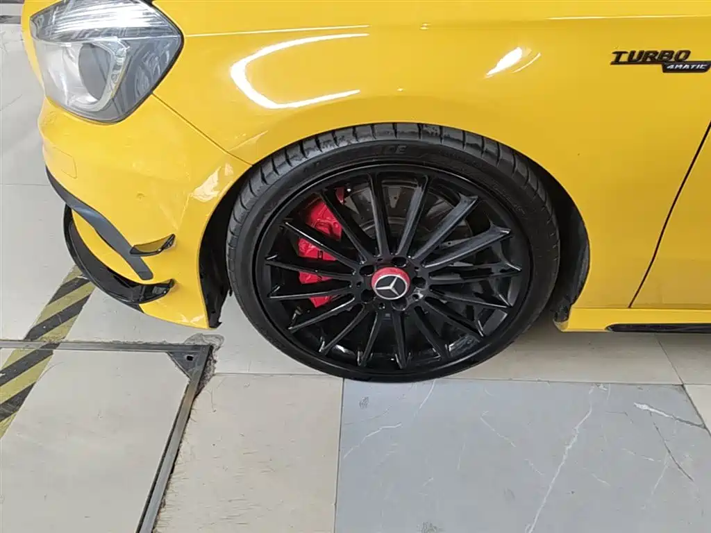 Mercedes-Benz A-Class AMG (Import) 2014 AMG A 45 4MATIC фото 23