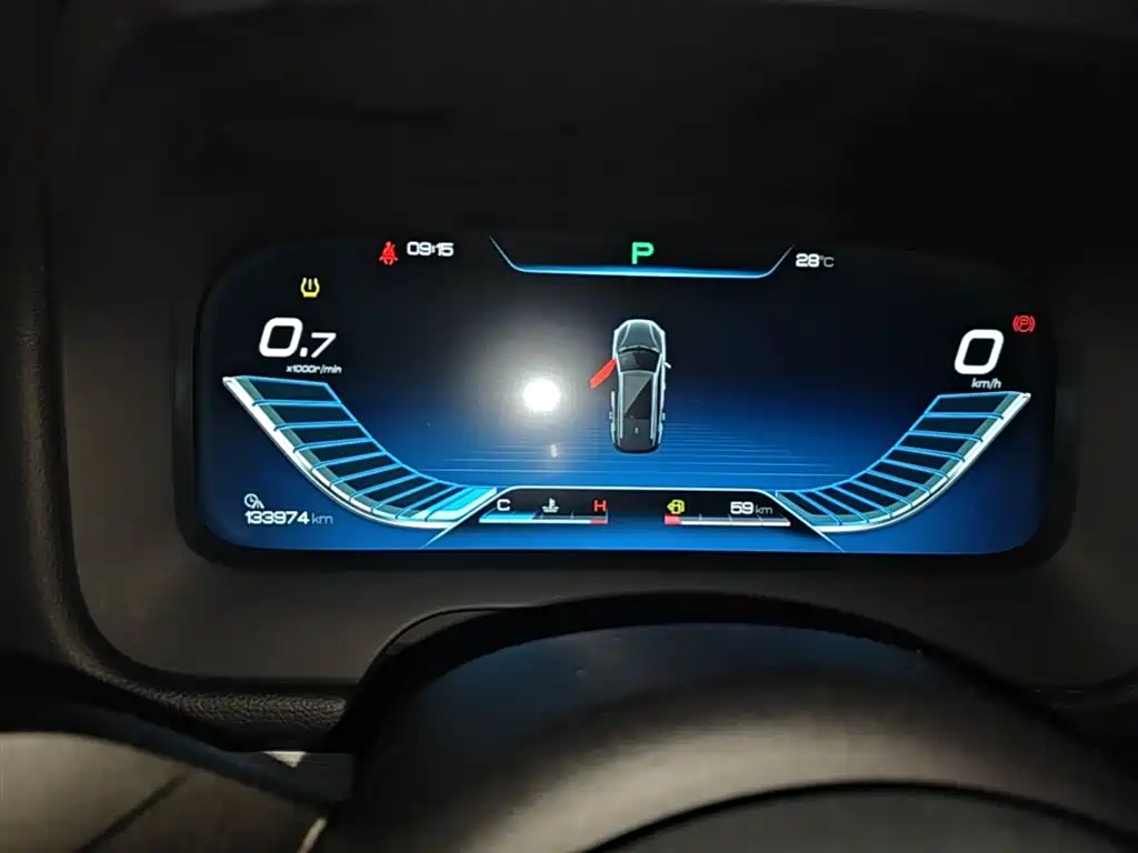 BYD Tang 2019 2.0T Automatic Smart Connect Honor 7-seater China VI фото 12