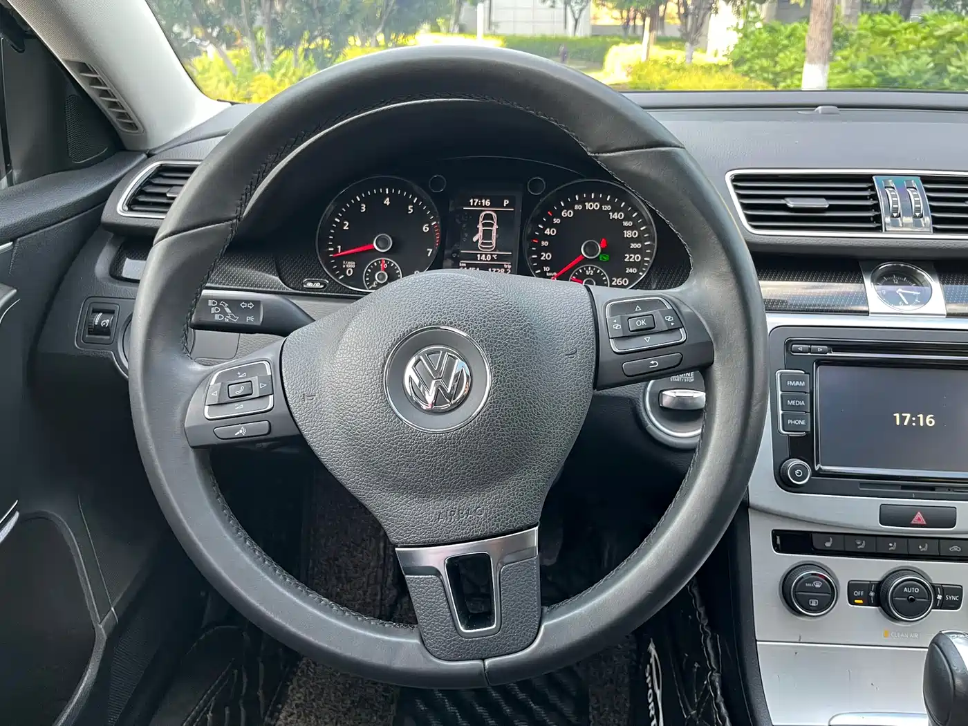 Volkswagen Magotan 2016 1.8TSI Smart Luxury фото 10