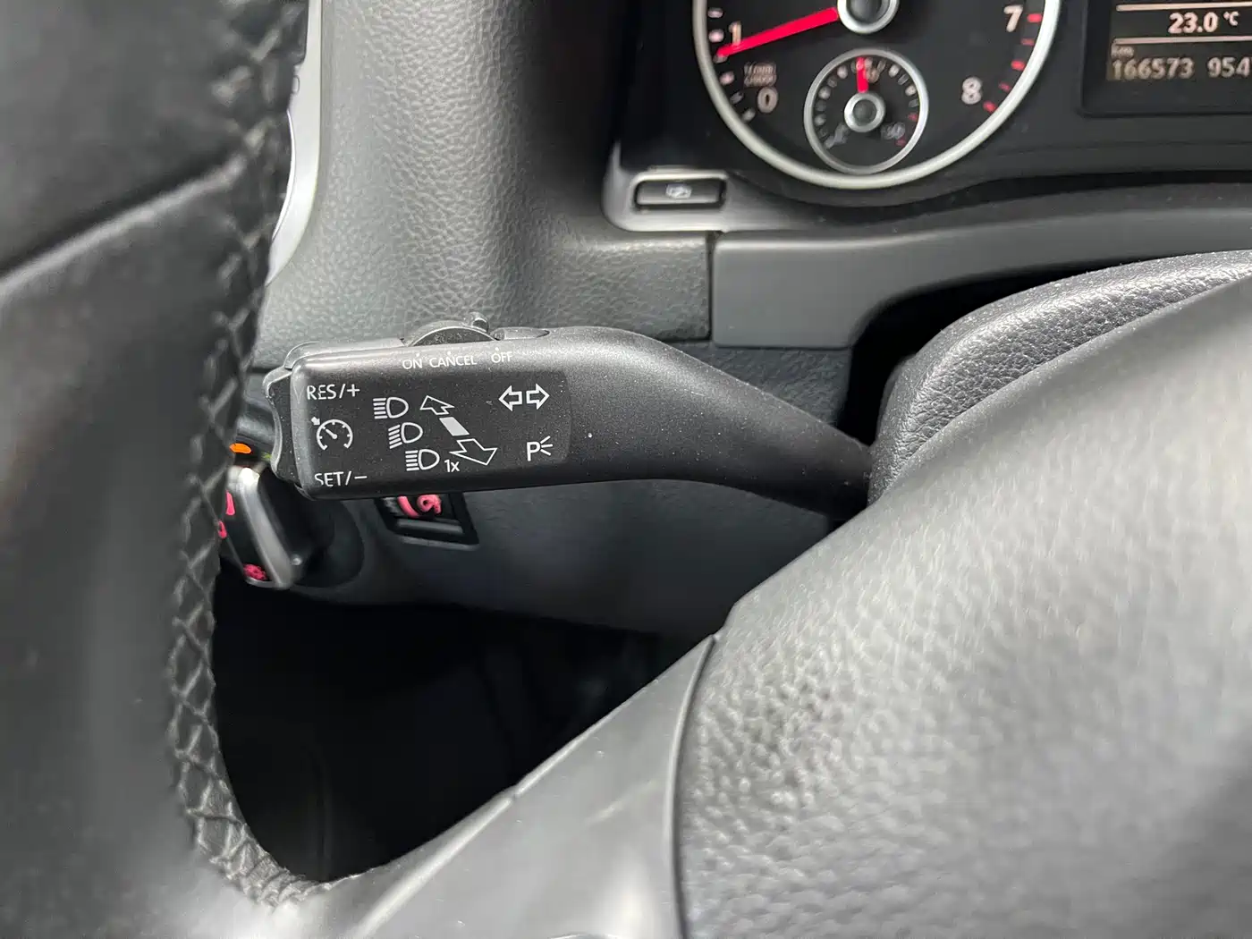 Volkswagen Tiguan 2012 2012 2.0TSI Automatic 4WD Flagship Edition