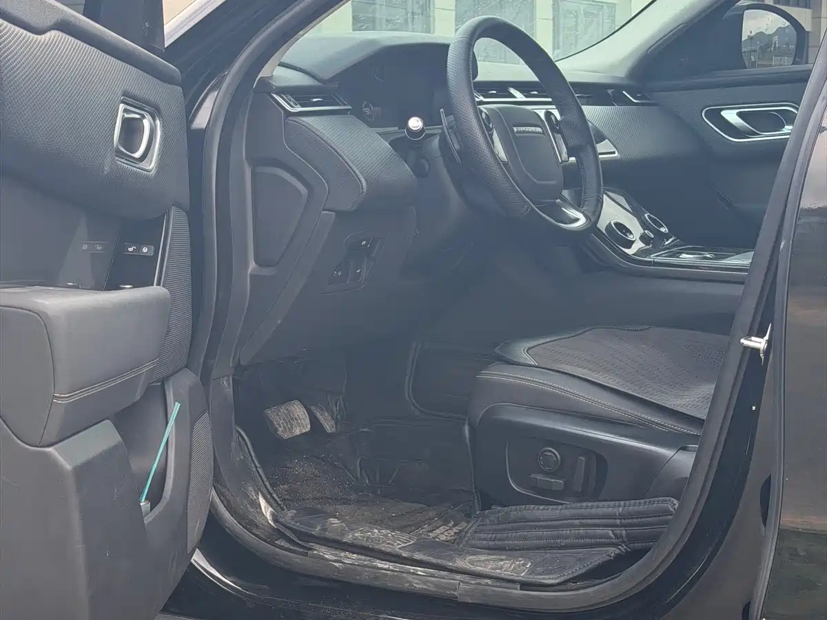 Land Rover Range Rover Velar 2020 P250 фото 4