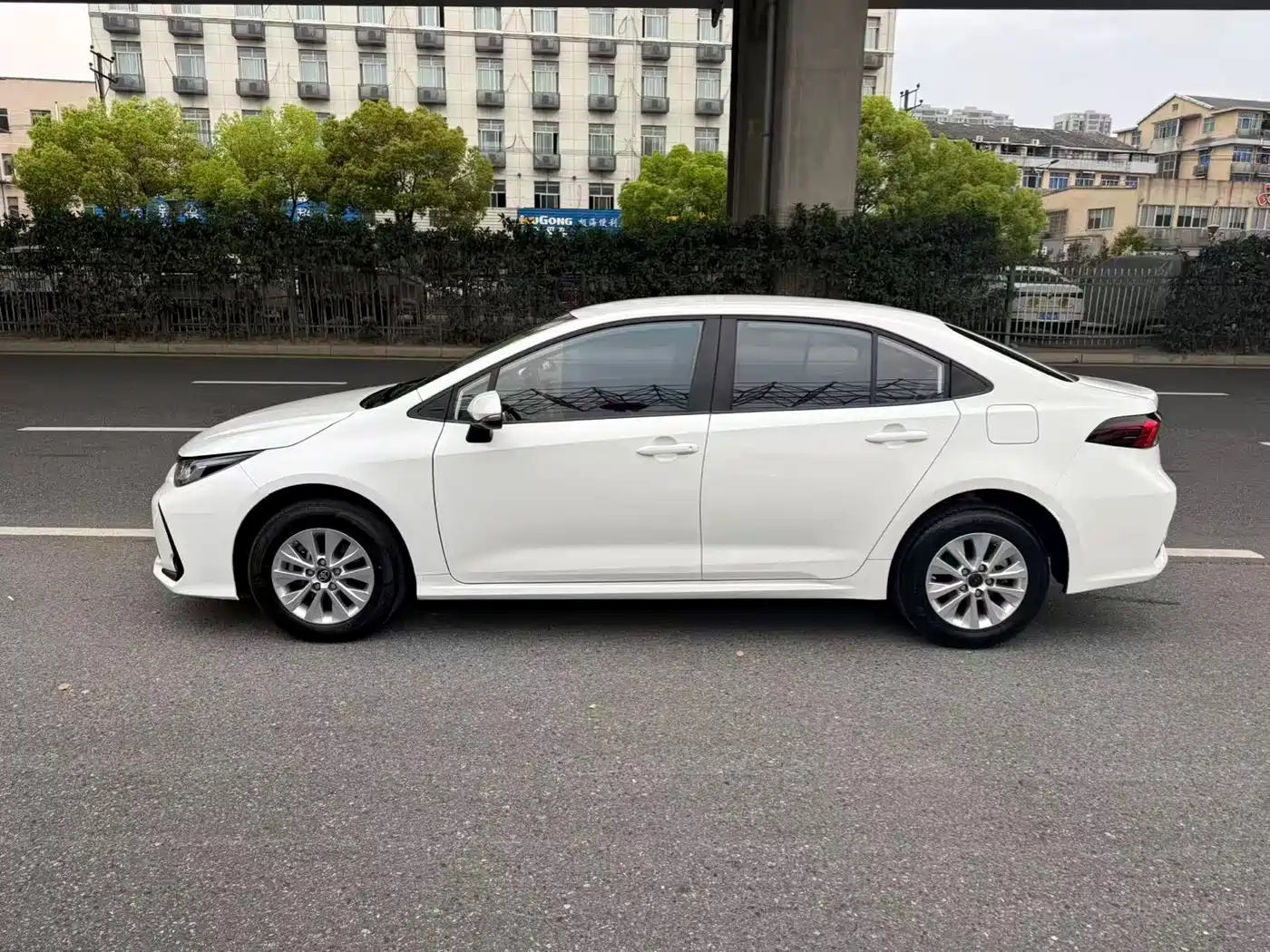 Toyota Corolla 2023 1.2T Elite Edition фото 3