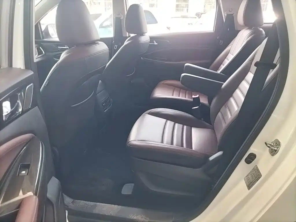 Changan Lingxuan 2017 2017 1.6L Manual Happiness