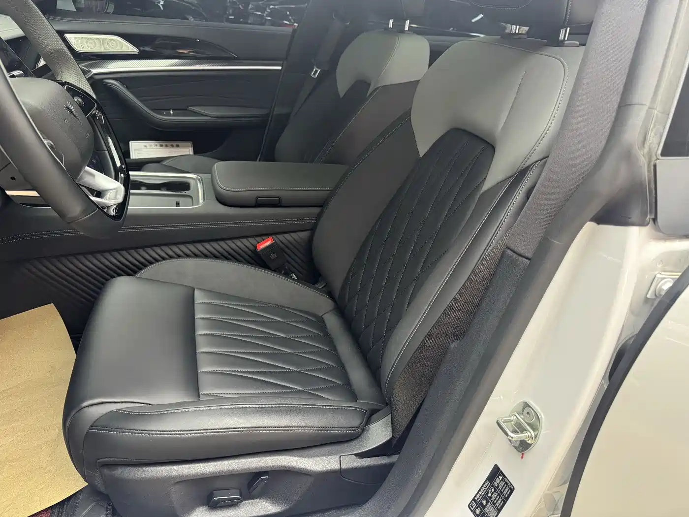 Nezha Auto Nezha S Shooting Brake 2025 2024 Model Range Extender 300 Standard