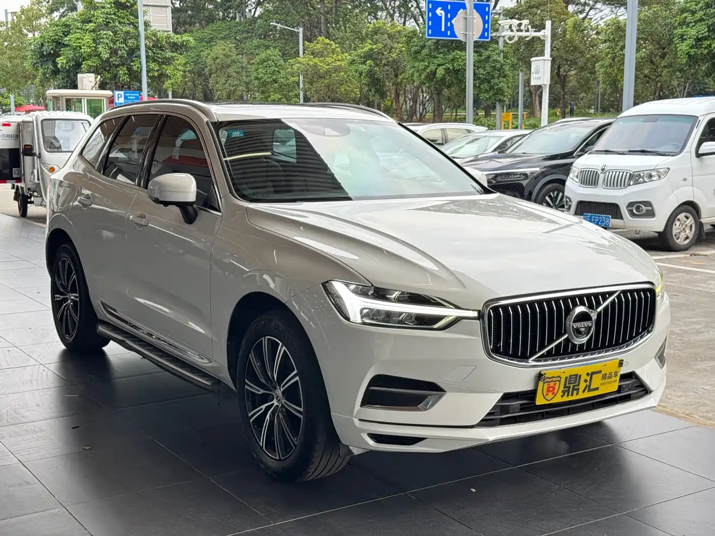VOLVO XC60