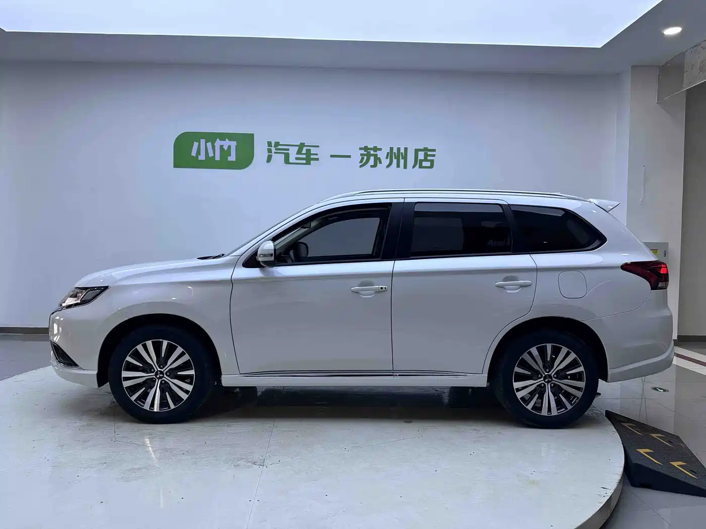 Mitsubishi Outlander 2023 2021 2.0L FWD Comfort Edition 5-seater