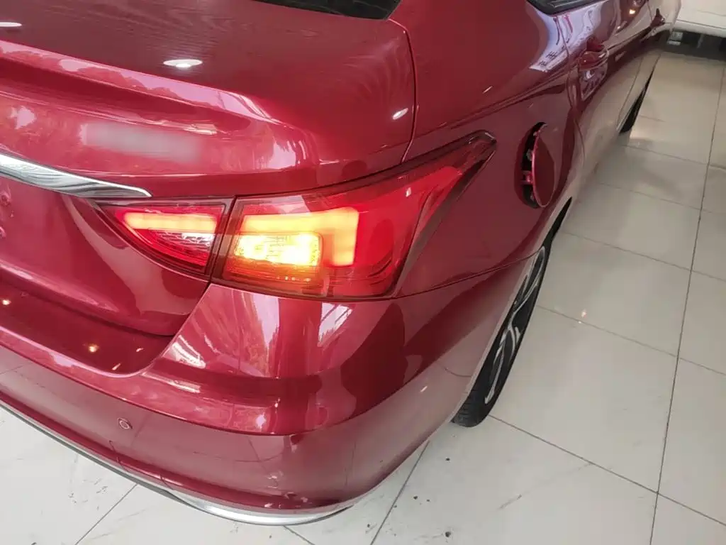 Фото 8 - Chery Arrizo 5
