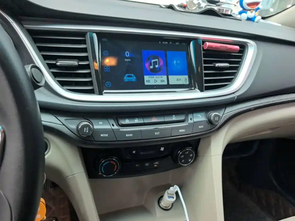 Photo 13 - Buick Excelle