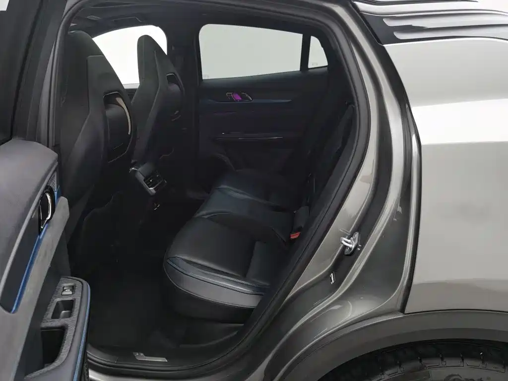 Lynk & Co 05 EM-P 2023 2021 1.5TD PHEV HALO
