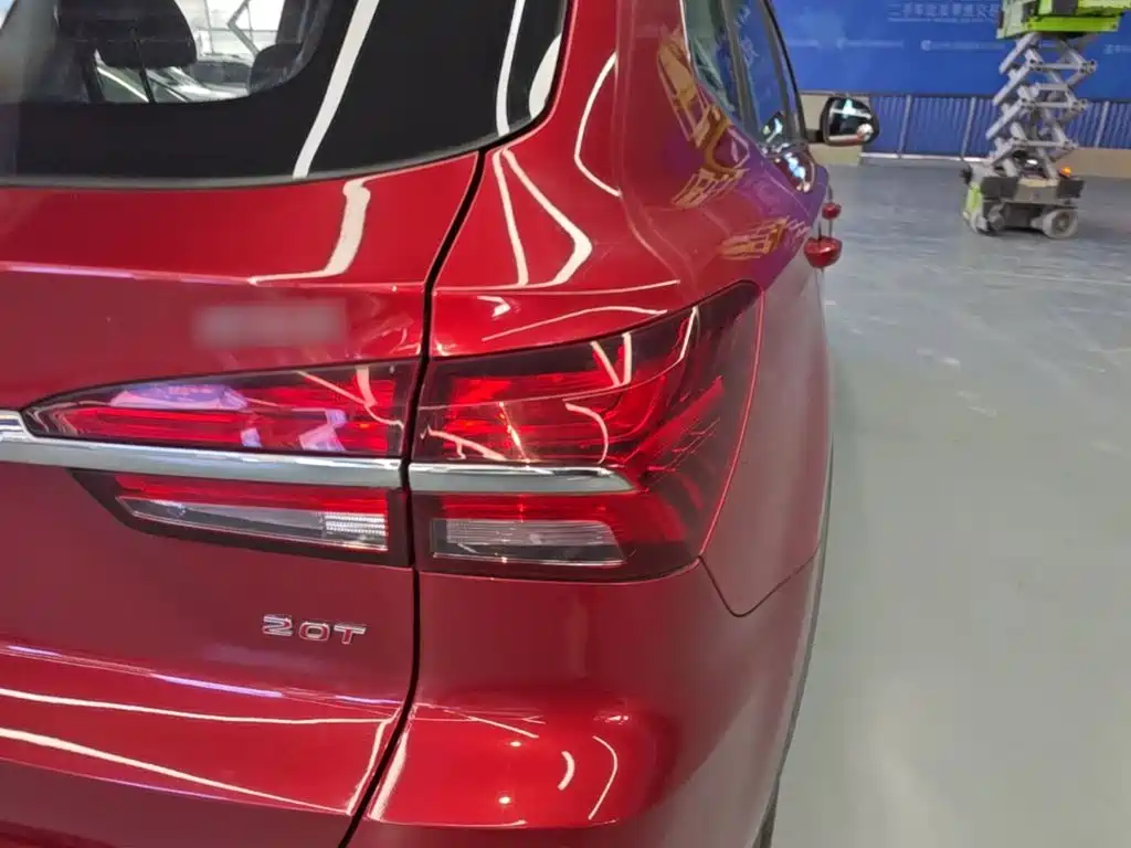 Фото 8 - Roewe RX5