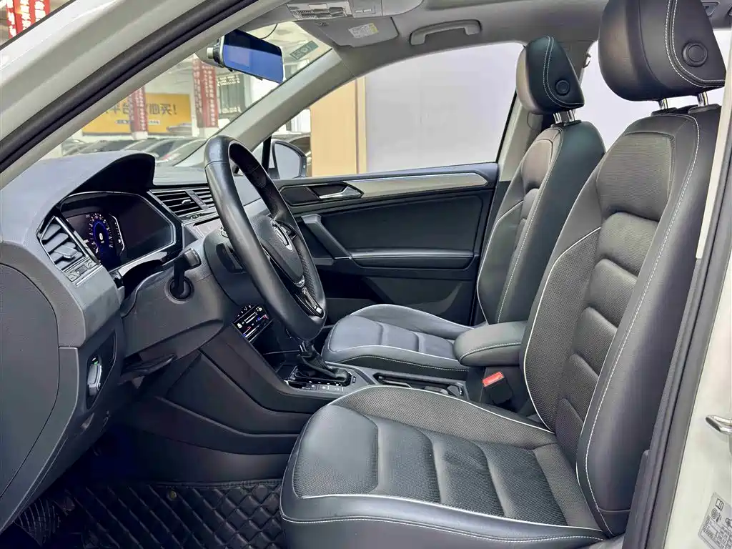 VOLKSWAGEN TIGUAN L NEW ENERGY