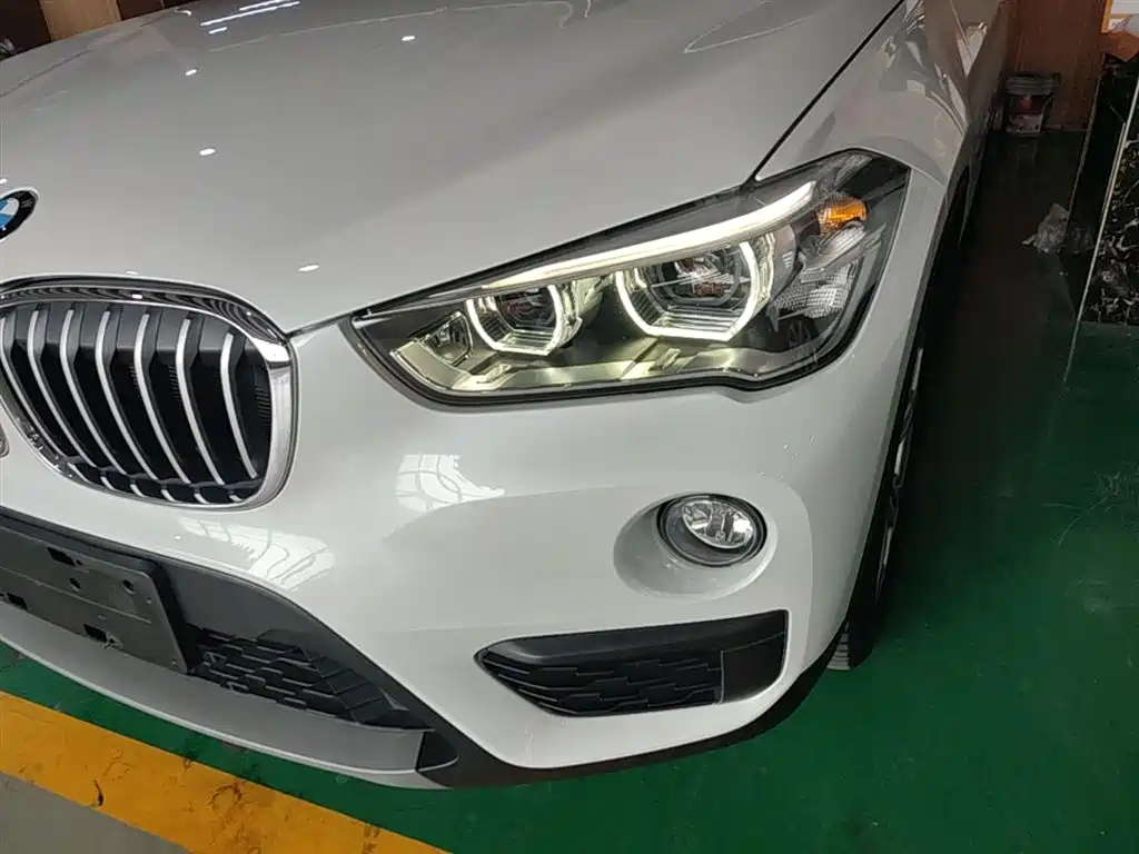 BMW X1 2018 sDrive20Li Leading Model фото 24