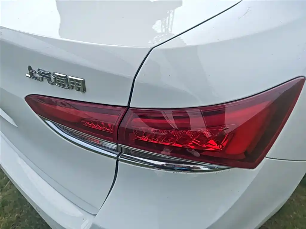 Buick Excelle 2021 Exemplar 1.5L Auto Elite фото 8