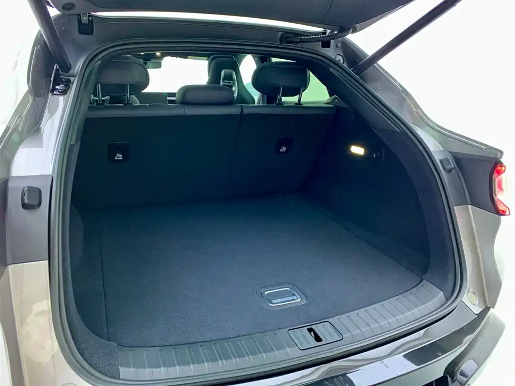 XIAOMI CAR XIAOMI YU7