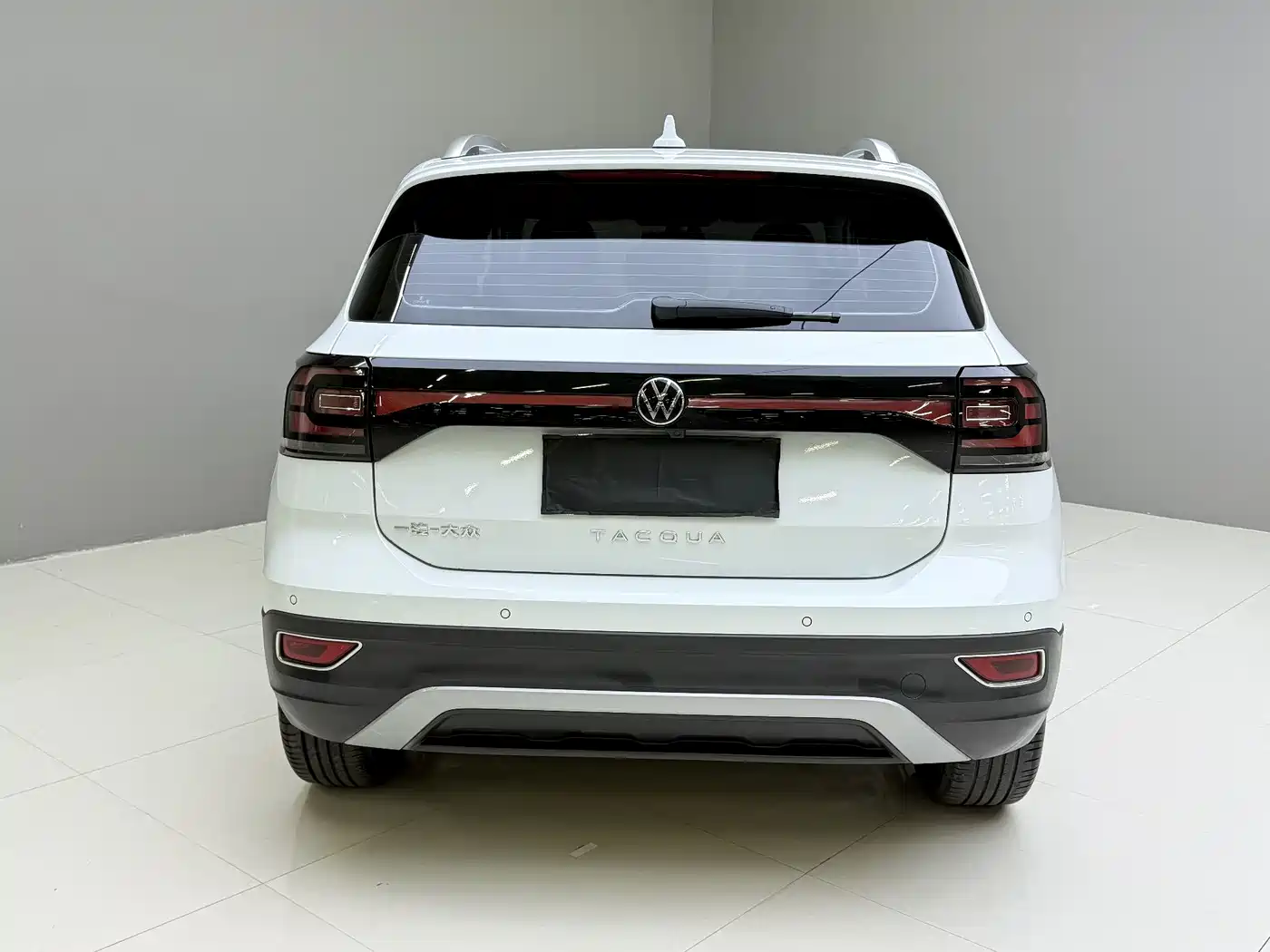 VOLKSWAGEN EXPLORING THE SHADOW