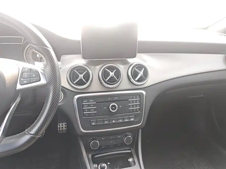 Mercedes-Benz CLA (Import) 2016 CLA 260 4MATIC фото 13