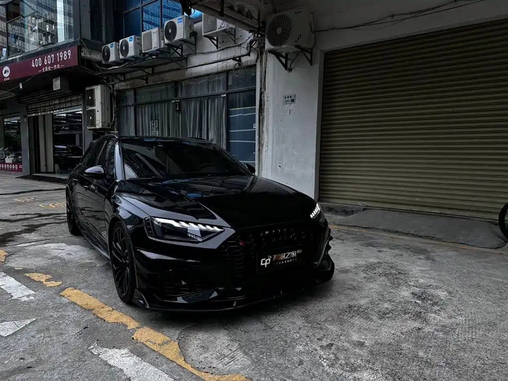 Audi RS 4 2021 RS4 Avant Dark Gold Edition фото 2
