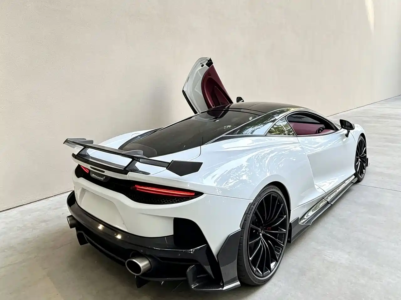 McLaren GT 2023 2023 4.0T Standard Model