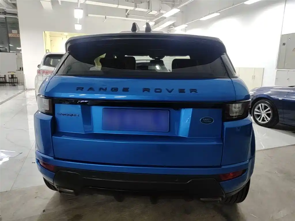 Land Rover Range Rover Evoque 2018 240PS Moraine Lake Blue Limited Edition фото 6
