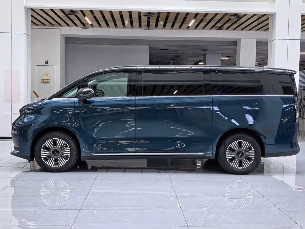 2025 Geely Galaxy Yizhen L380