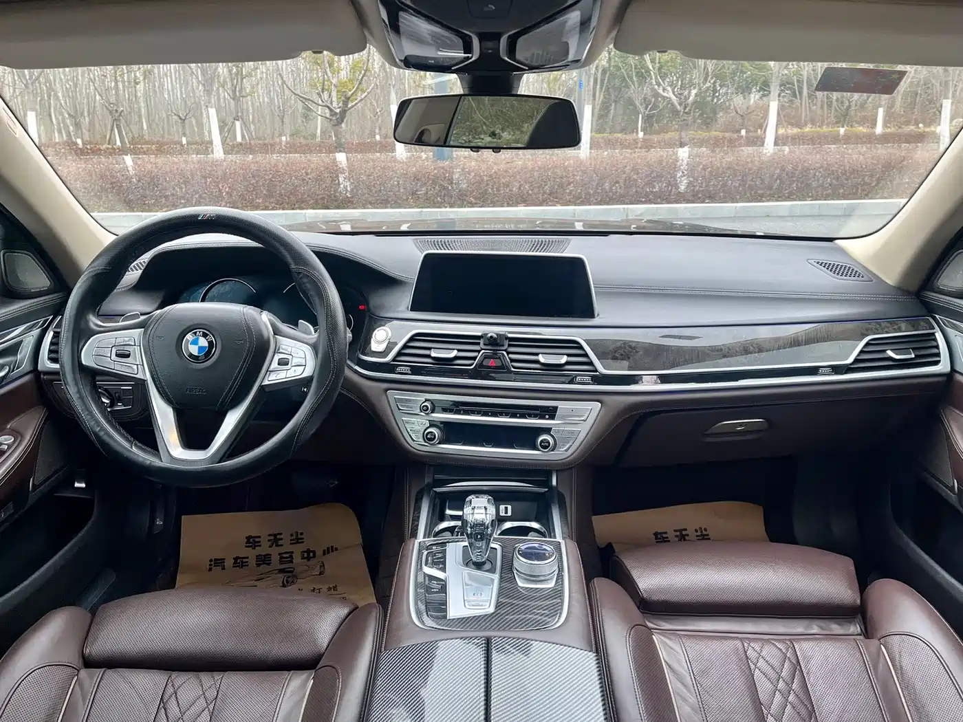 BMW 7 Series 2016 740Li Leading Edition фото 5